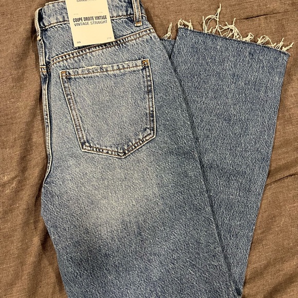 Garage Denim - Picture 2 of 4